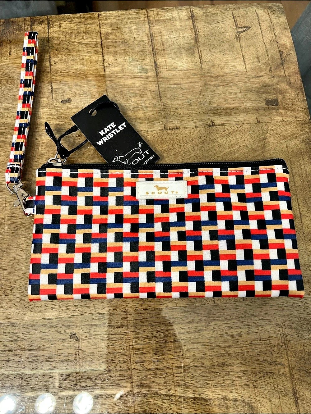 KATE Scout Geometric Wristlet in Black & Red NWT